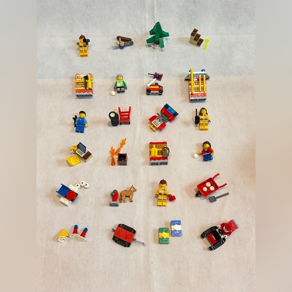 4428 Lego City Advent Calendar - Picture 1 of 3
